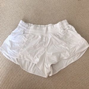 Hotty Hot Lulu shorts 2.5 inch